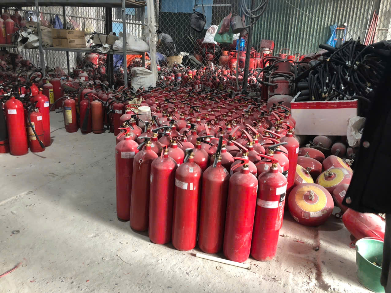 nap sac binh chua chay tai ha nam gia re 2