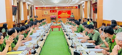 2 b8b5f469 0a3e 494a bb96 4217be35c001